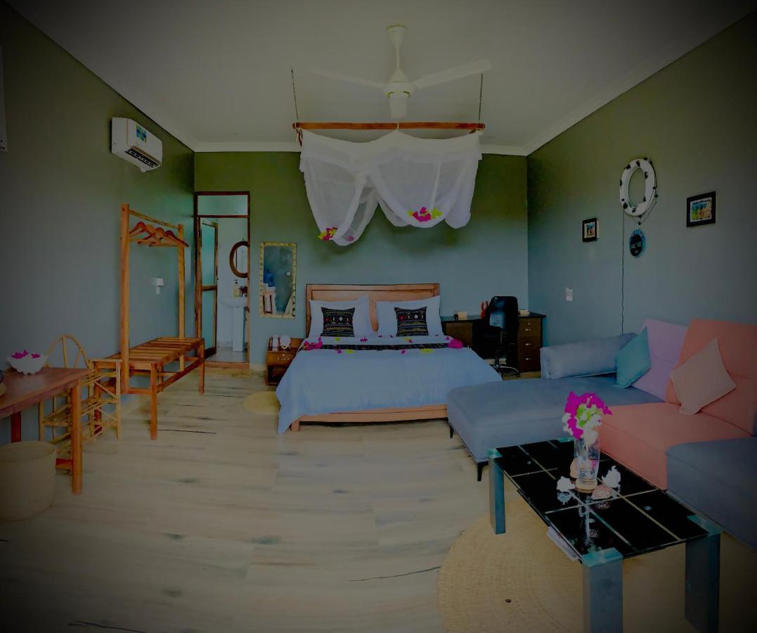 Bed and Breakfast Uroa Getaway Zewnętrze zdjęcie